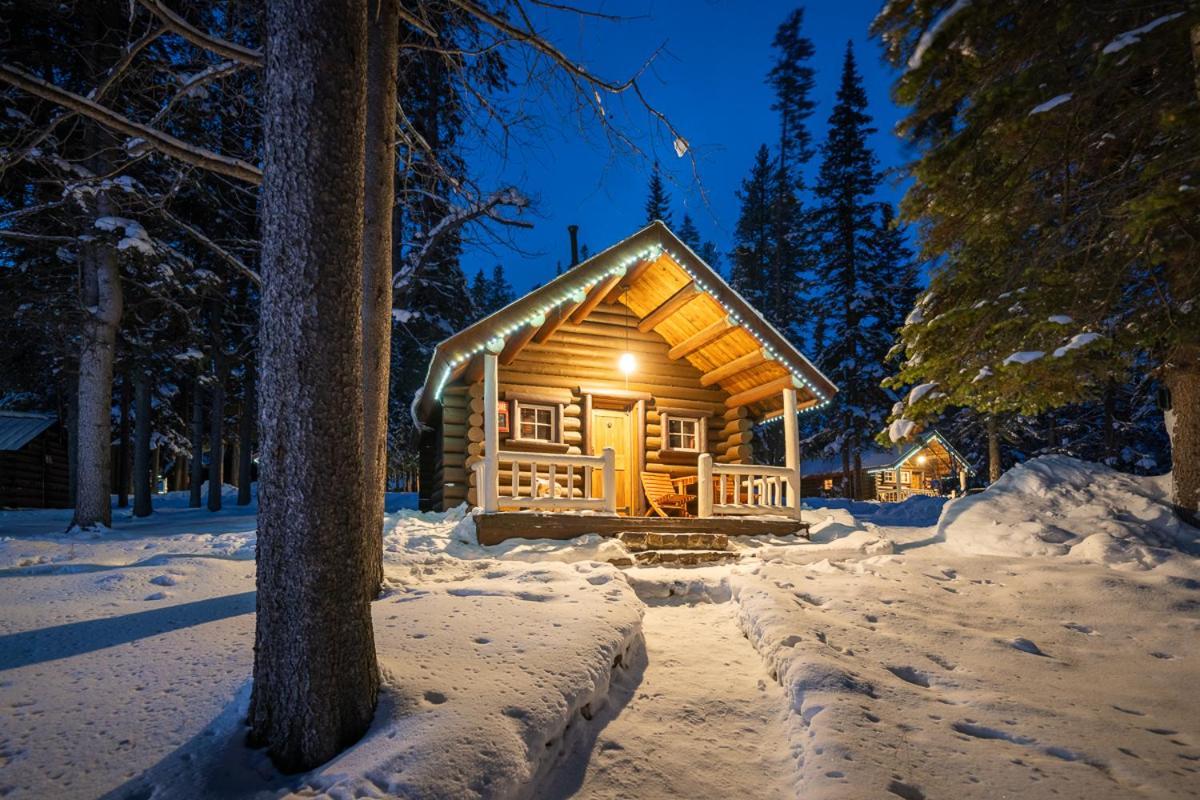 Storm Mountain Lodge & Cabins Banff Exterior photo