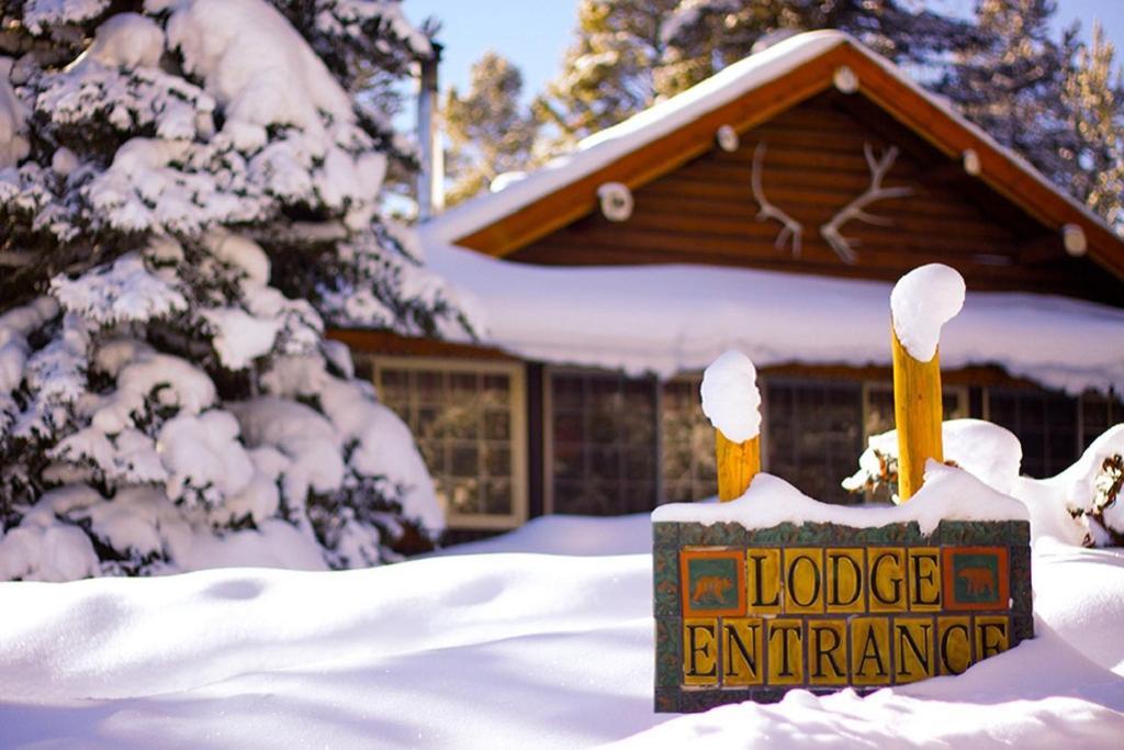 Storm Mountain Lodge & Cabins Banff Exterior photo